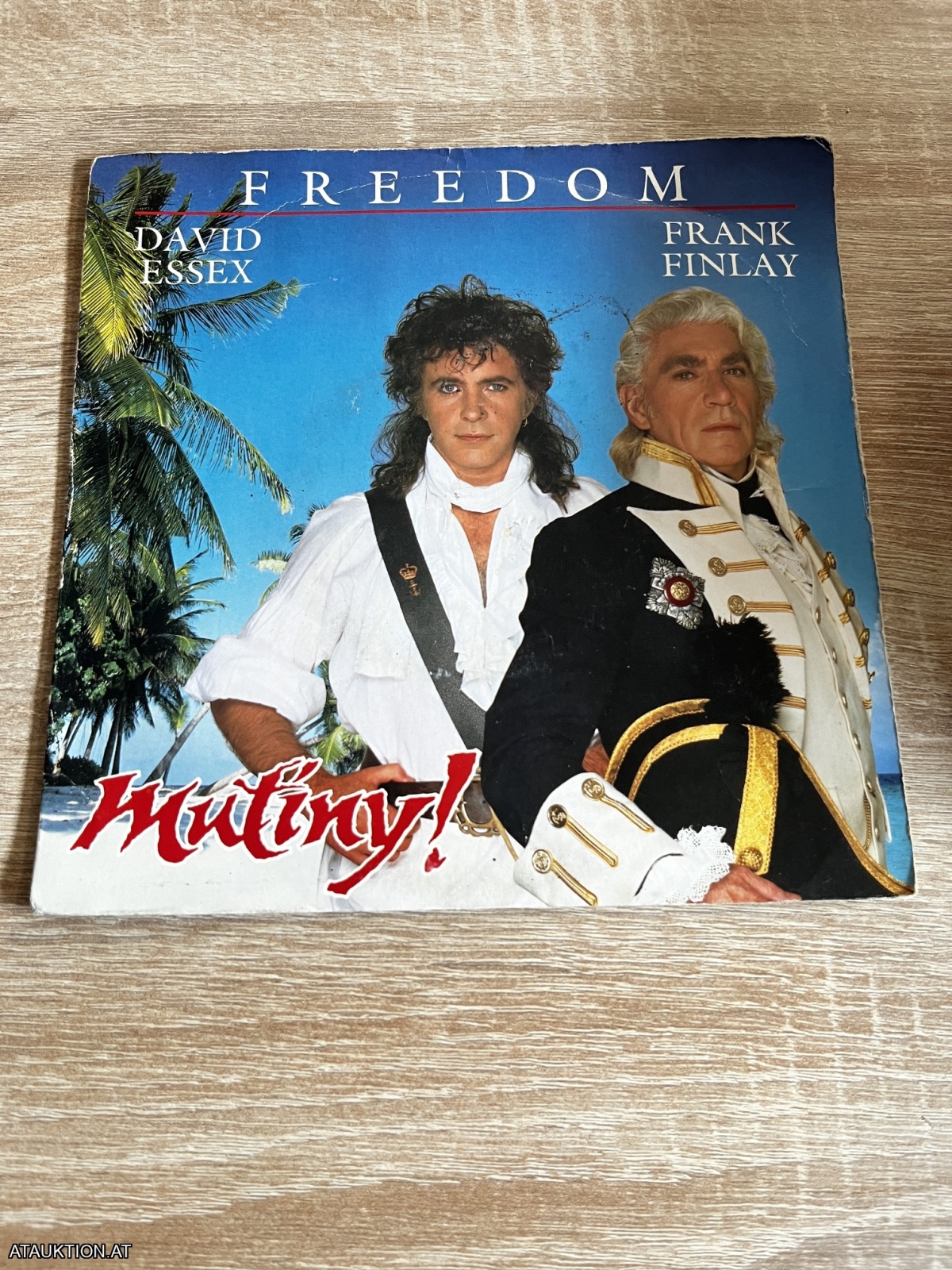 SINGLE / David Essex, Frank Finlay – Freedom