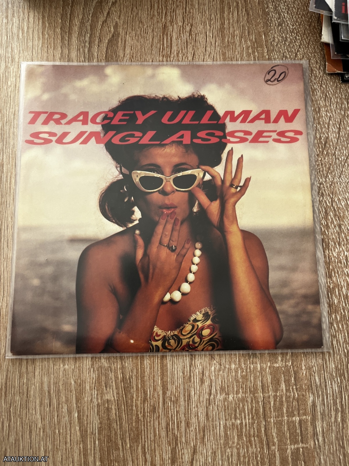 SINGLE / Tracey Ullman – Sunglasses