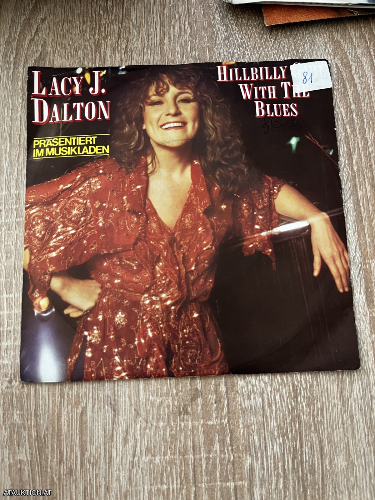 SINGLE / Lacy J. Dalton – Hillbilly Girl With The Blues