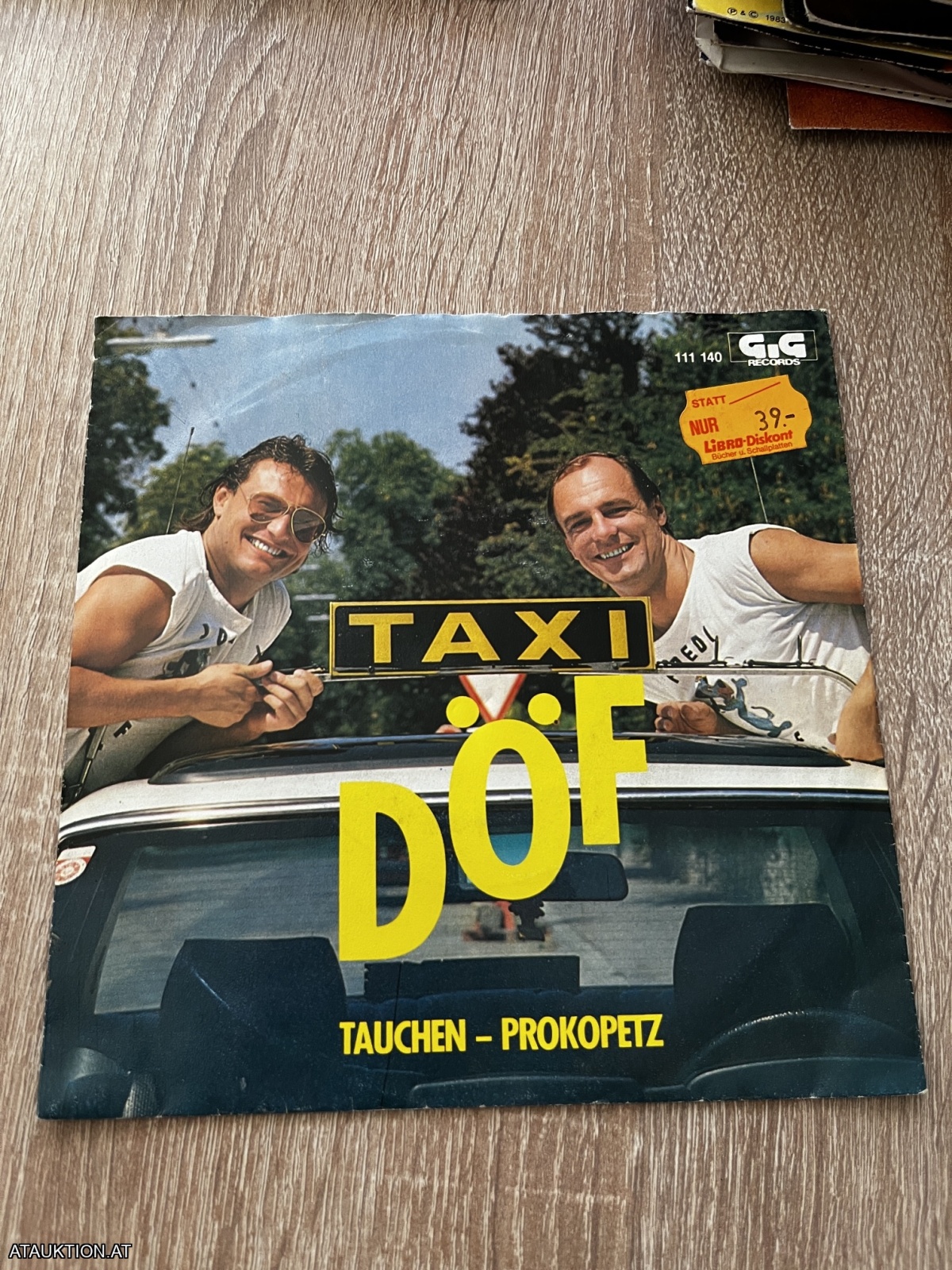 SINGLE / DÖF – Taxi