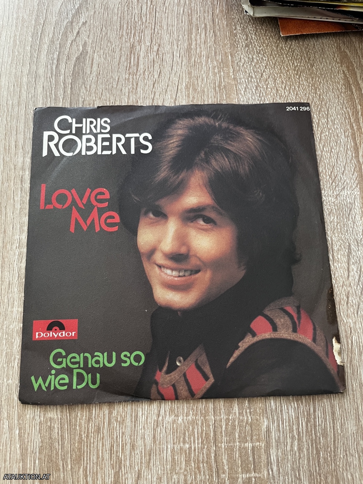 SINGLE / Chris Roberts – Love Me