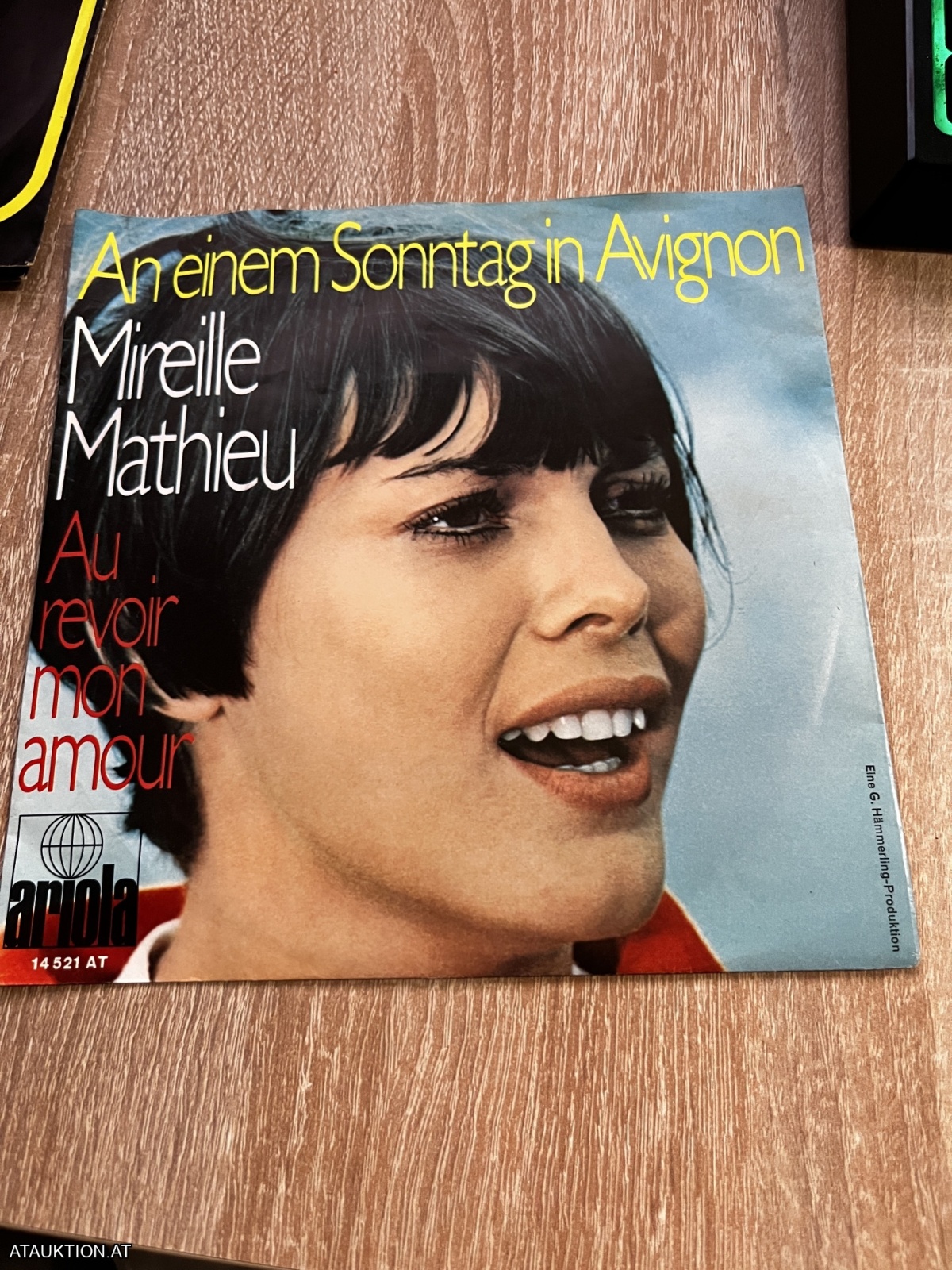 SINGLE / Mireille Mathieu – An Einem Sonntag In Avignon