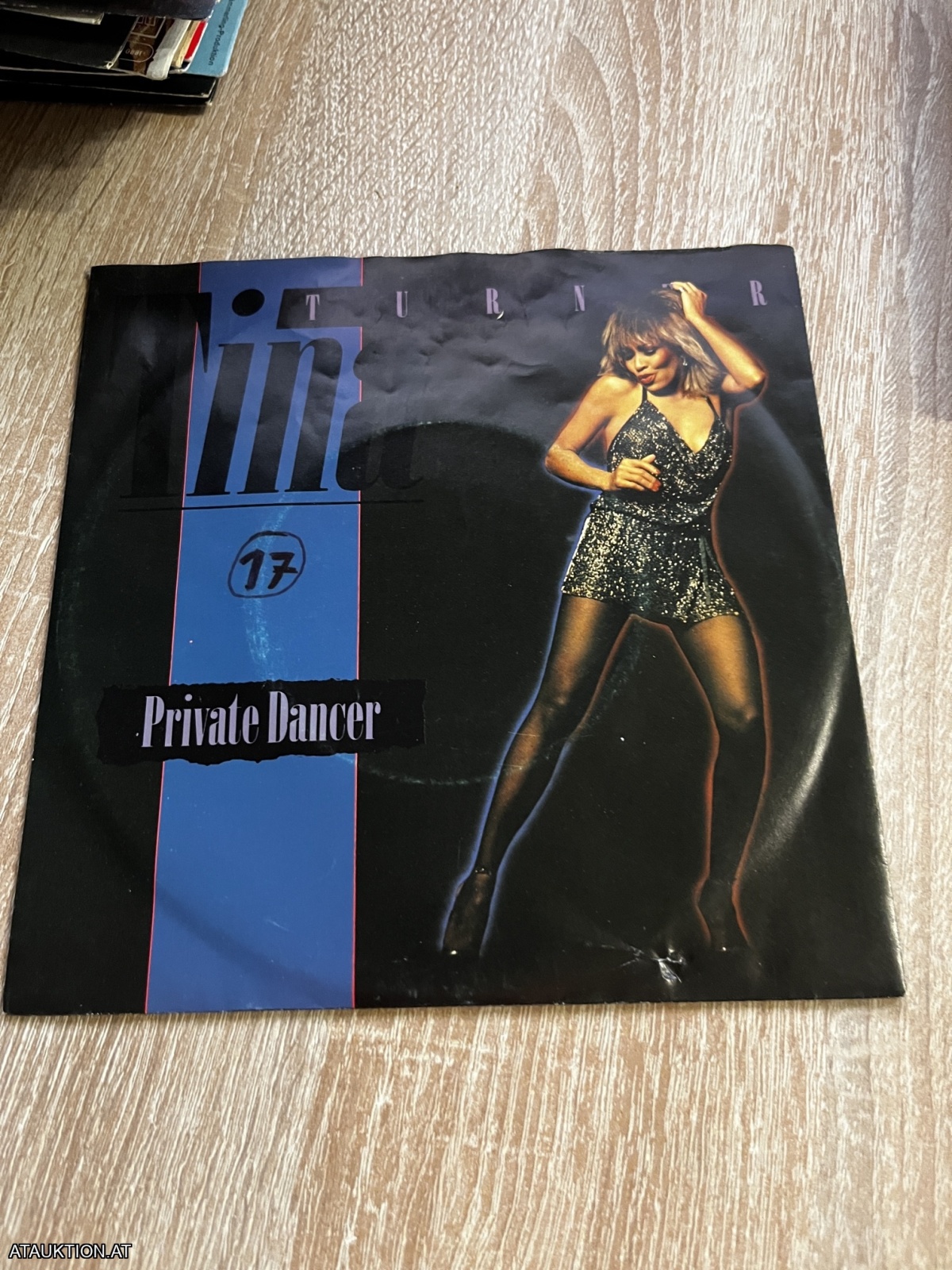 SINGLE / Tina Turner – Private Dancer