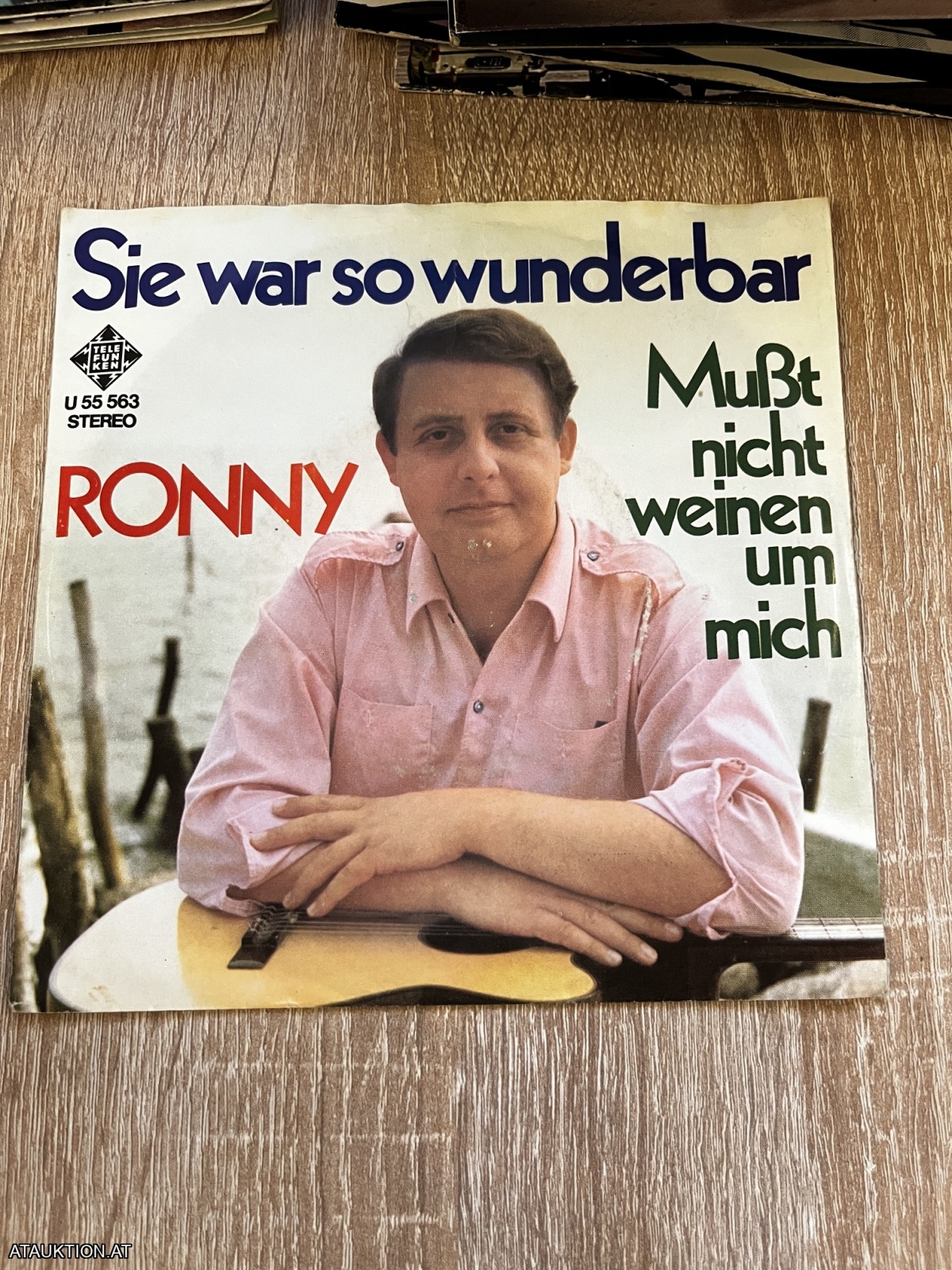 SINGLE / Ronny – Sie War So Wunderbar / Mußt Nicht Weinen Um Mich