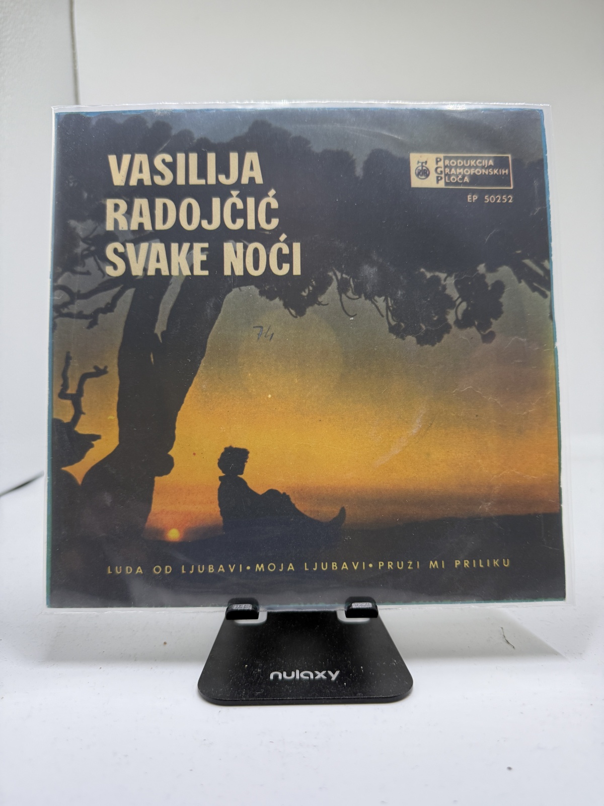 Single / Vasilija Radojčić – Svake Noći