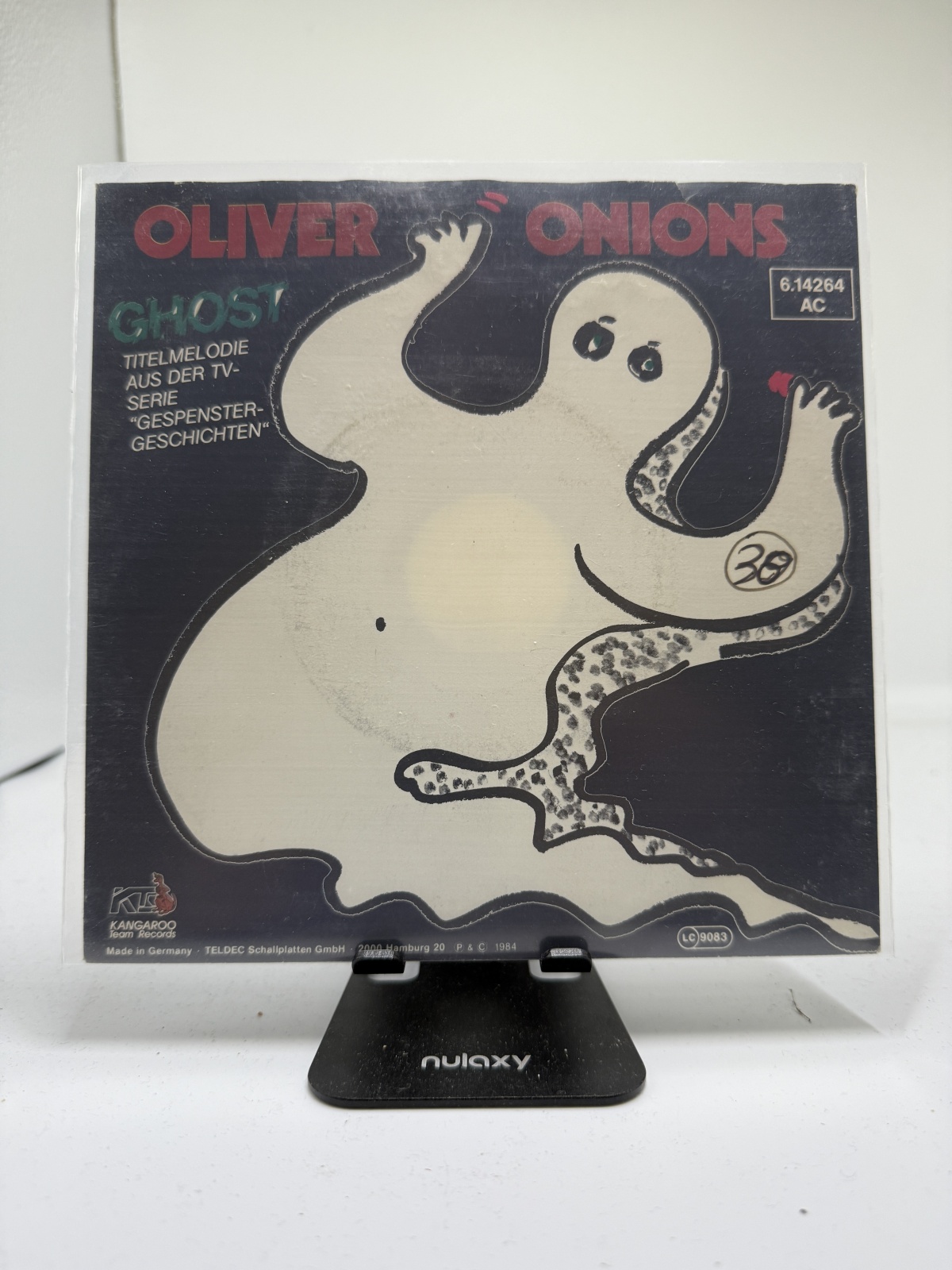 Single / Oliver Onions – Ghost