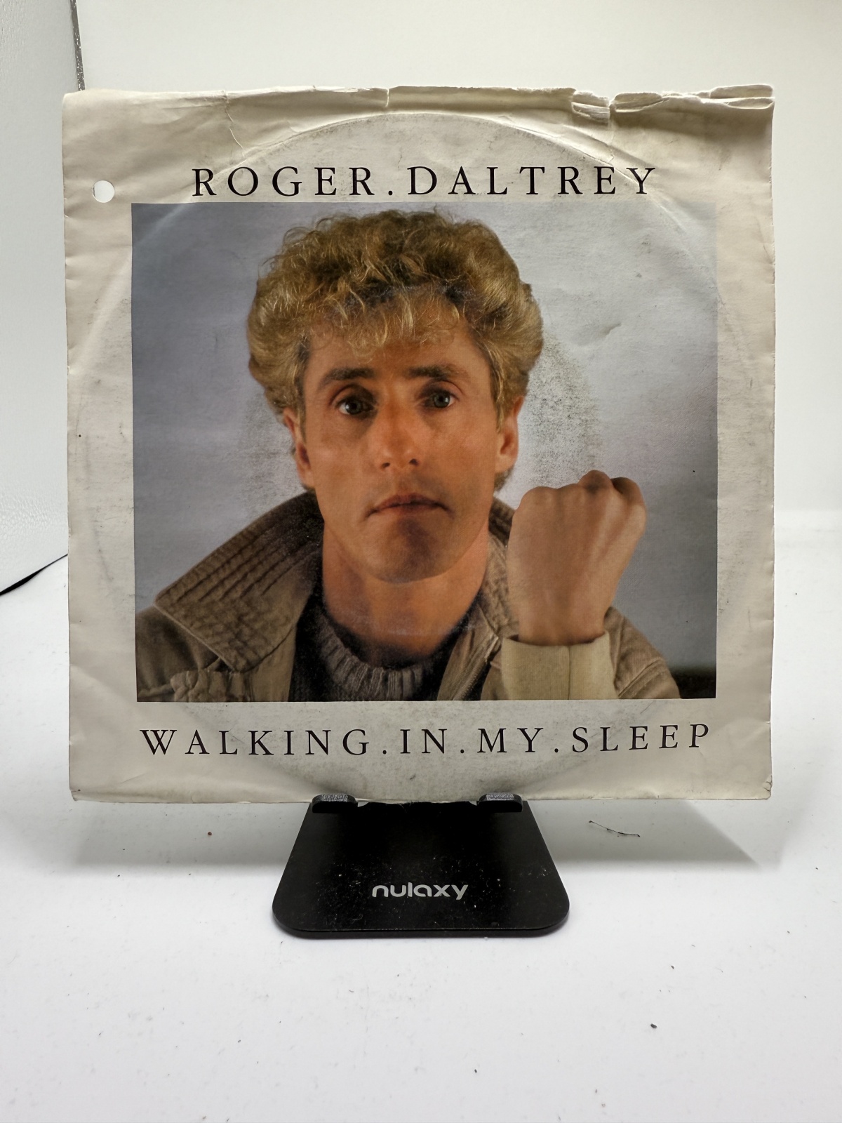 Single / Roger Daltrey – Walking In My Sleep