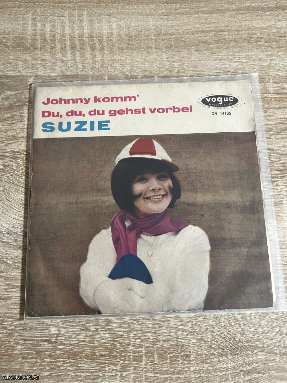 SINGLE / Suzie – Johnny Komm' / Du, Du, Du Gehst Vorbei