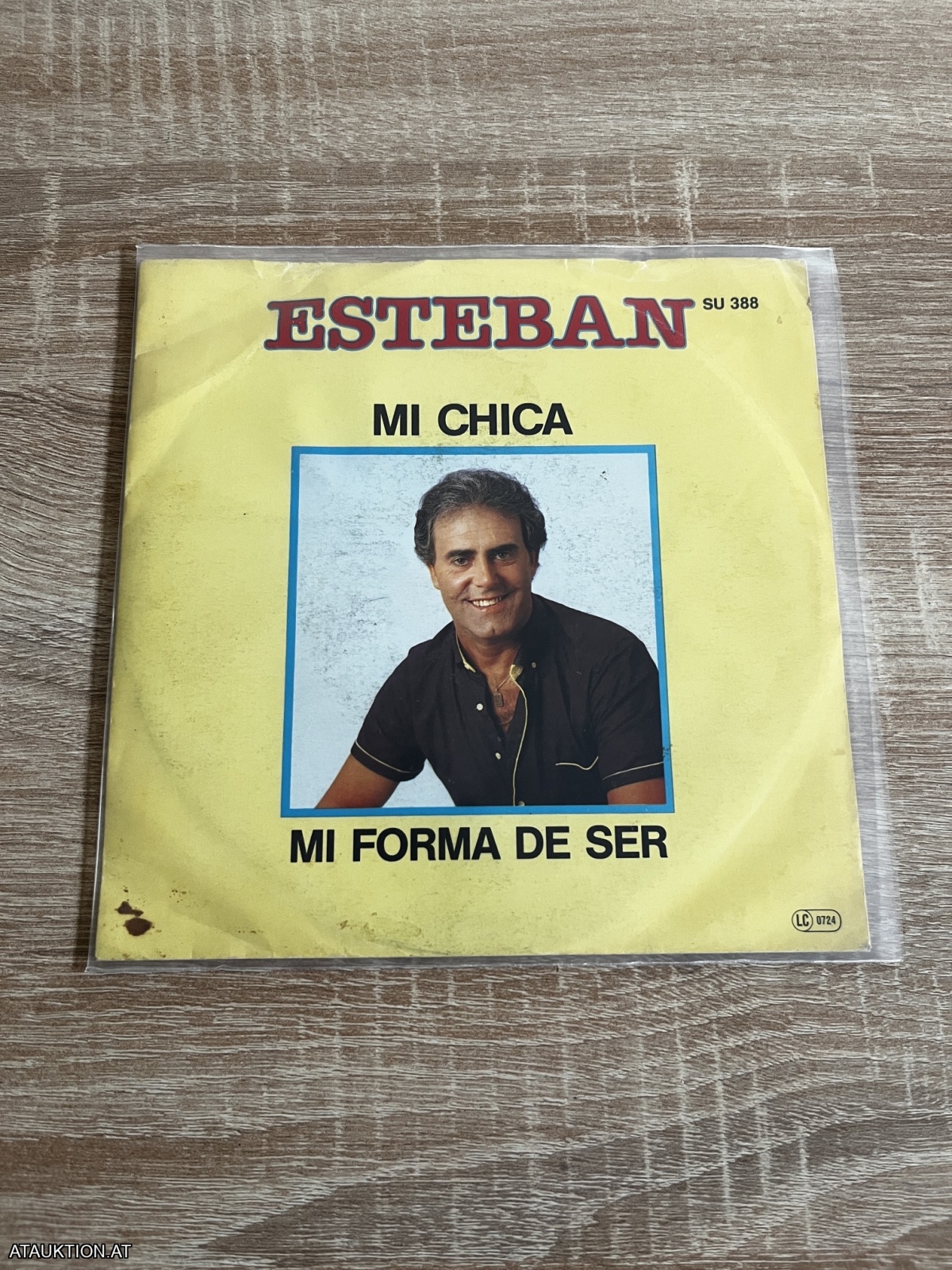 SINGLE / Esteban - Mi Chica