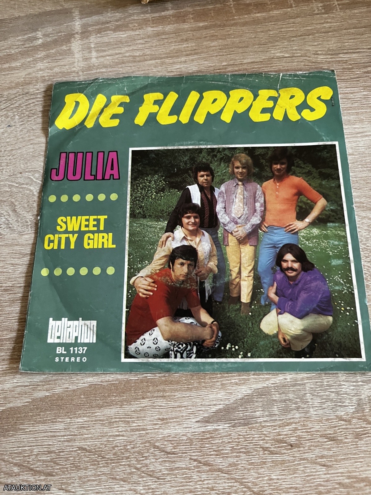 SINGLE / Die Flippers – Julia