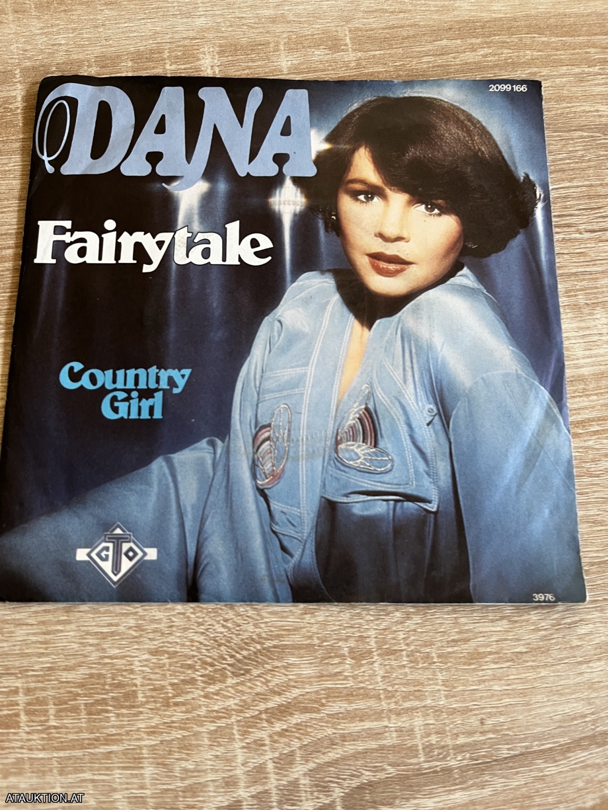 SINGLE / Dana – Fairytale