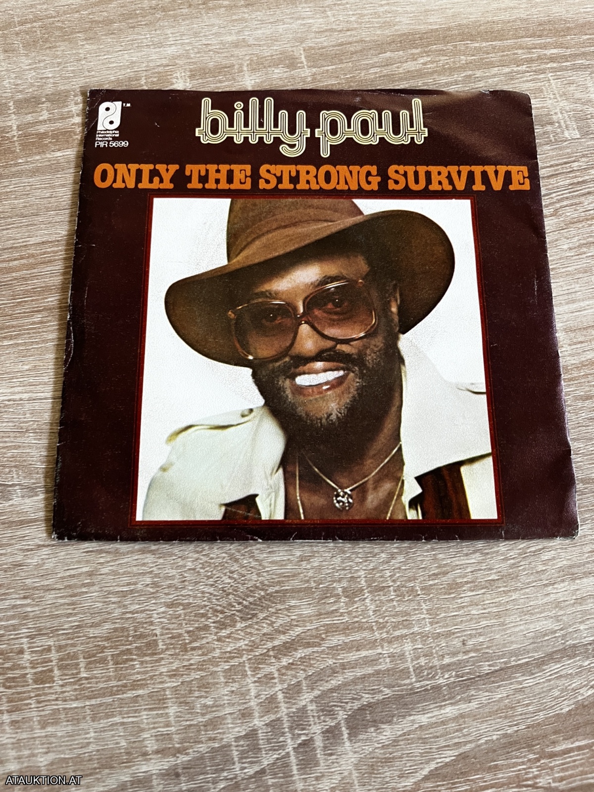 SINGLE / Billy Paul – Only The Strong Survive