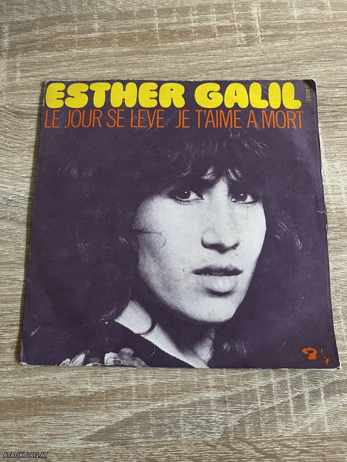 SINGLE / Esther Galil – Le Jour Se Lève / Je T'aime A Mort