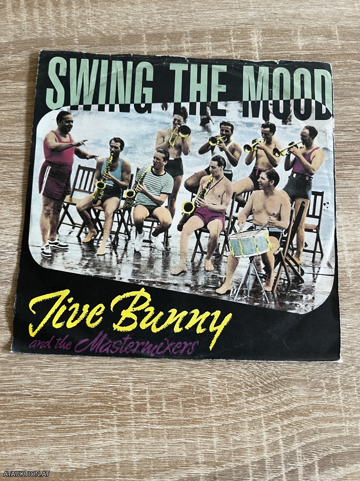 SINGLE / Jive Bunny And The Mastermixers – Swing The Mood