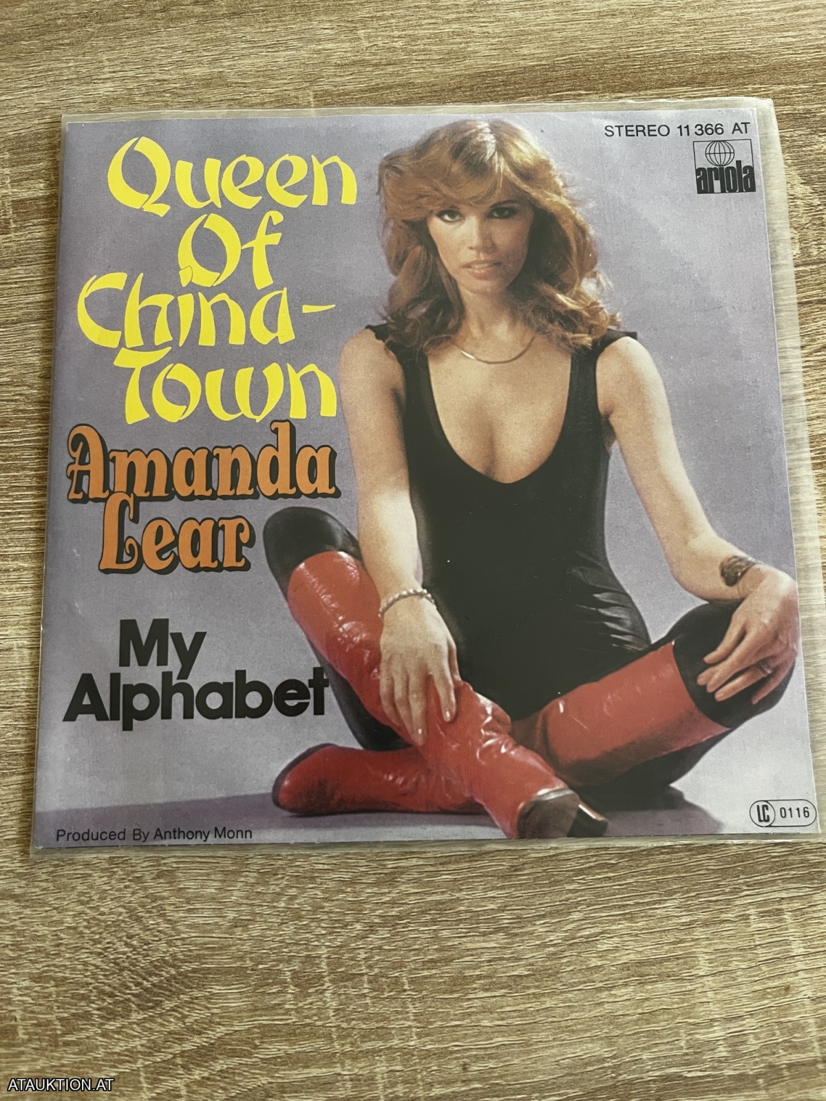 SINGLE / Amanda Lear – Queen Of China-Town