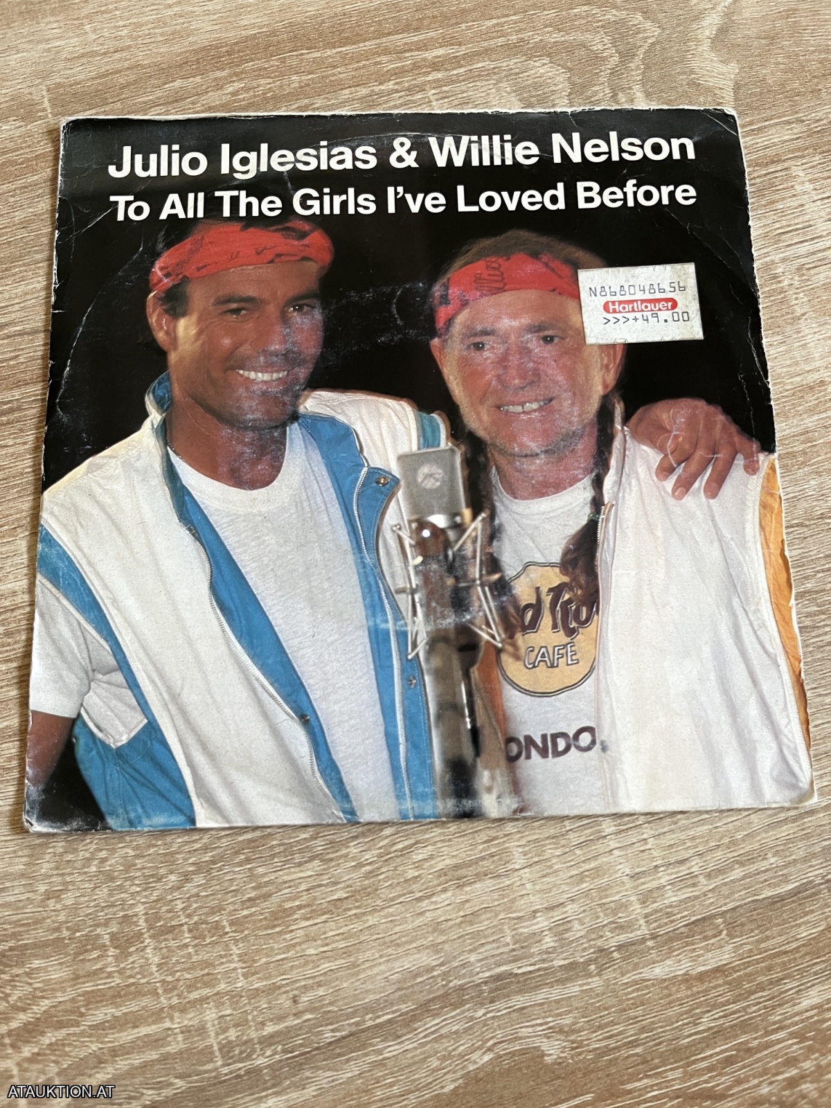 SINGLE / Julio Iglesias & Willie Nelson – To All The Girls I've Loved Before