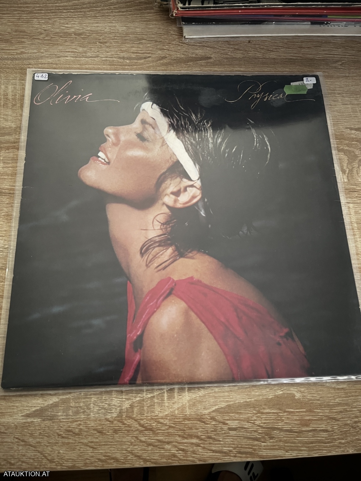 LP / Olivia Newton-John – Physical