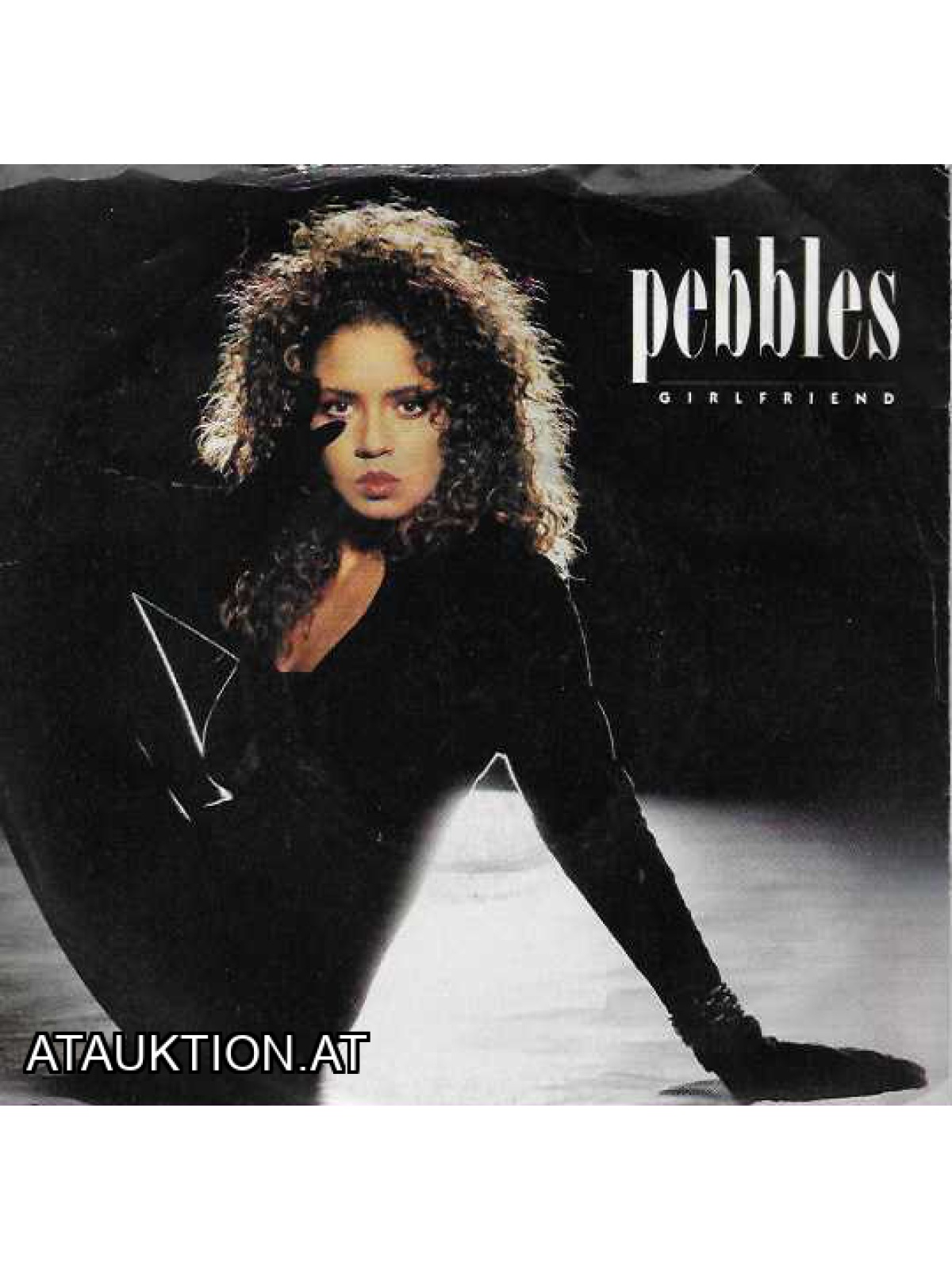 SINGLE / Pebbles – Girlfriend