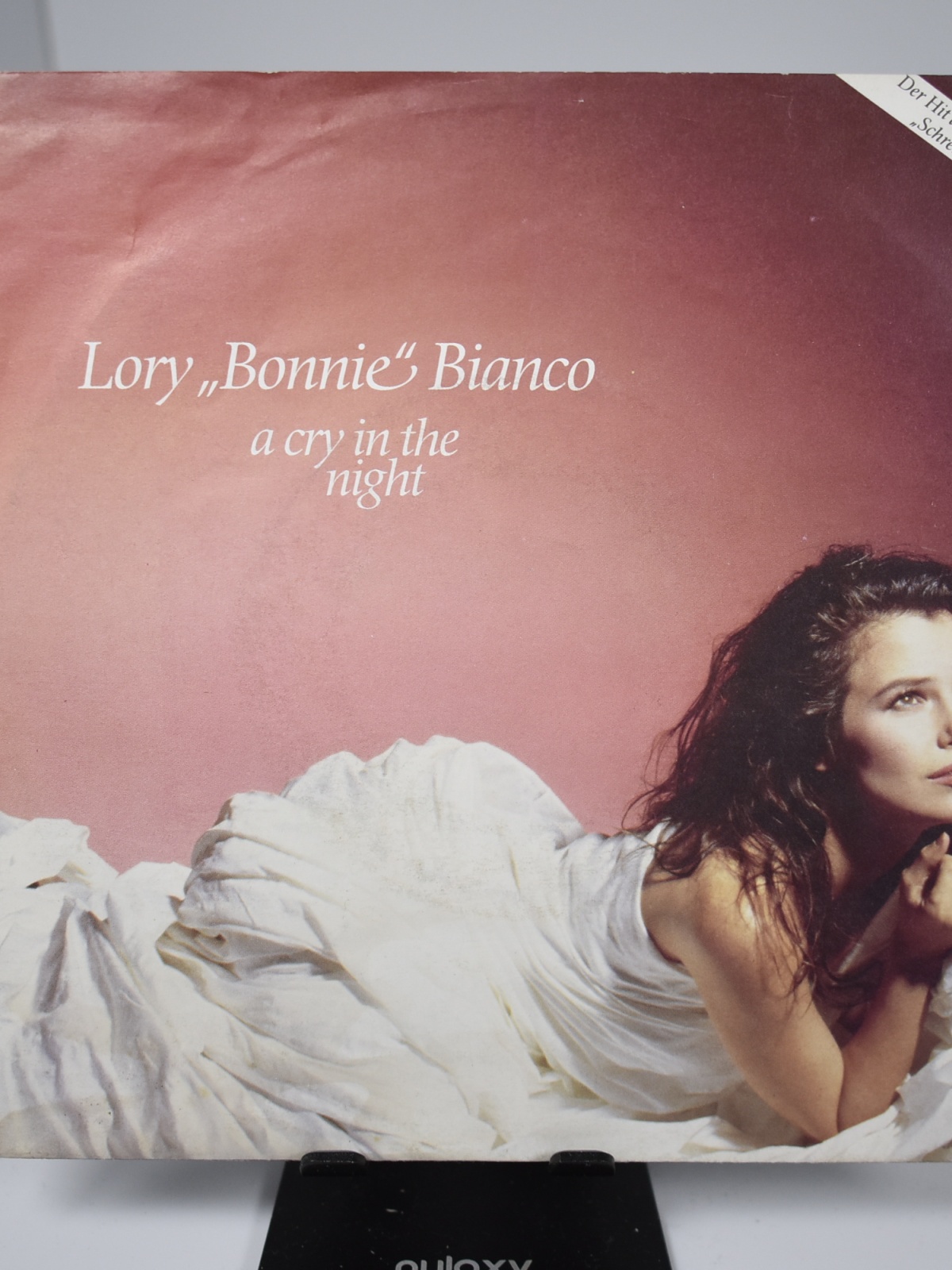 Single / Lory "Bonnie" Bianco – A Cry In The Night