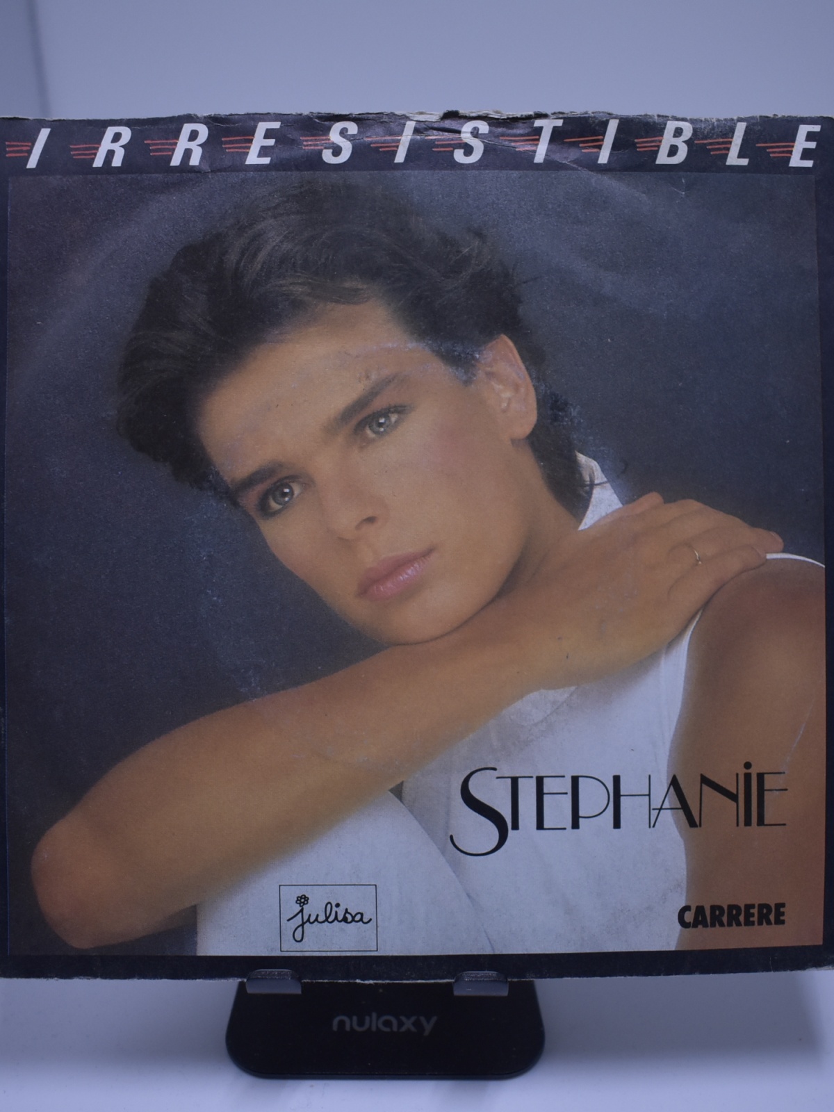 Single / Stephanie – Irresistible