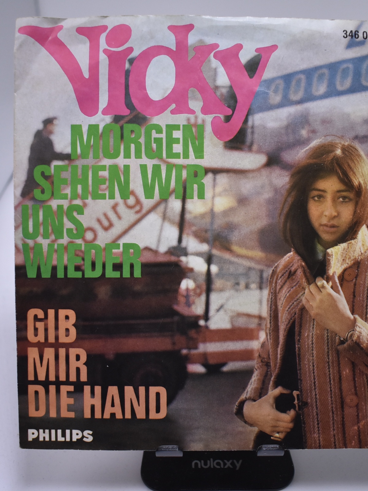 Single / Vicky – Morgen Sehen Wir Uns Wieder / Gib Mir Die Hand