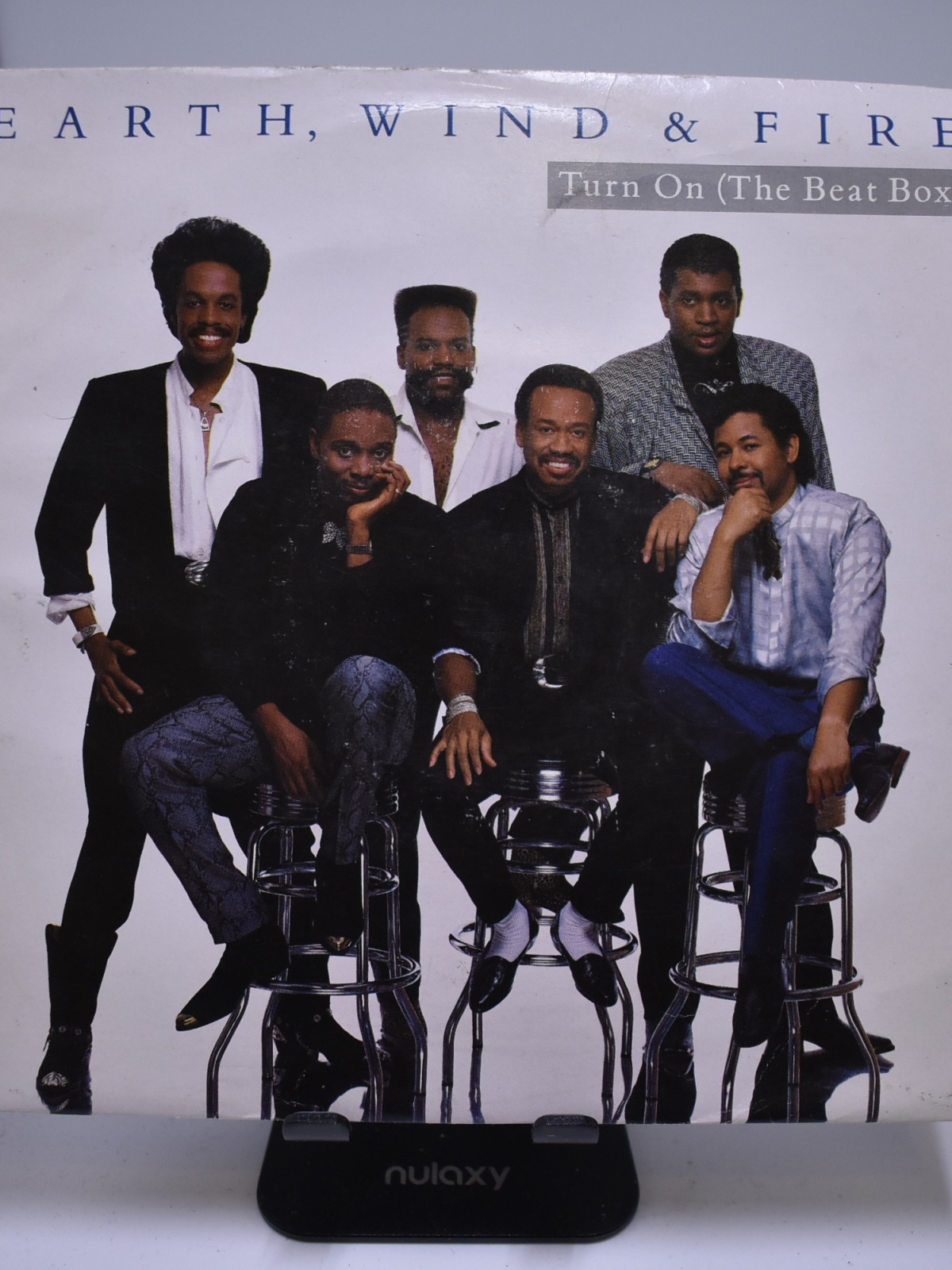 Single / Earth, Wind & Fire – Turn On (The Beat Box)