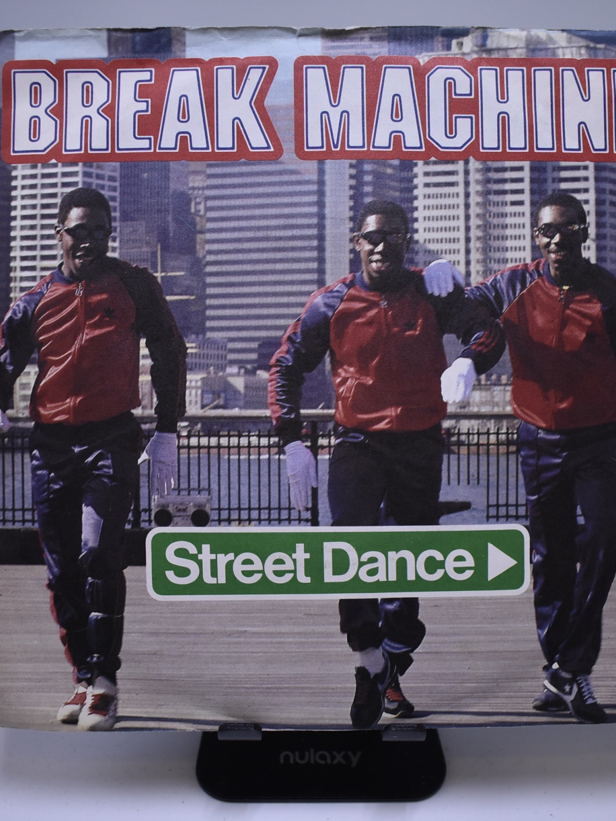 Single / Break Machine – Street Dance