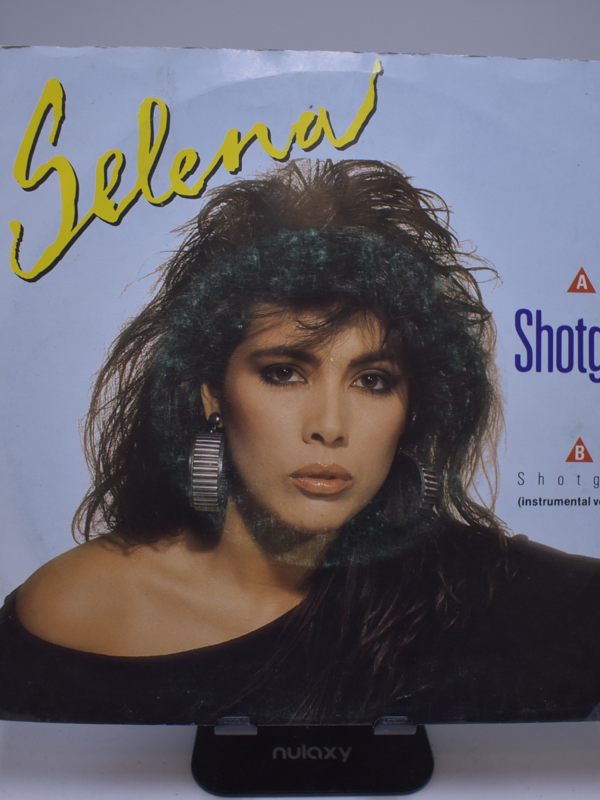 Single / Selena – Shotgun