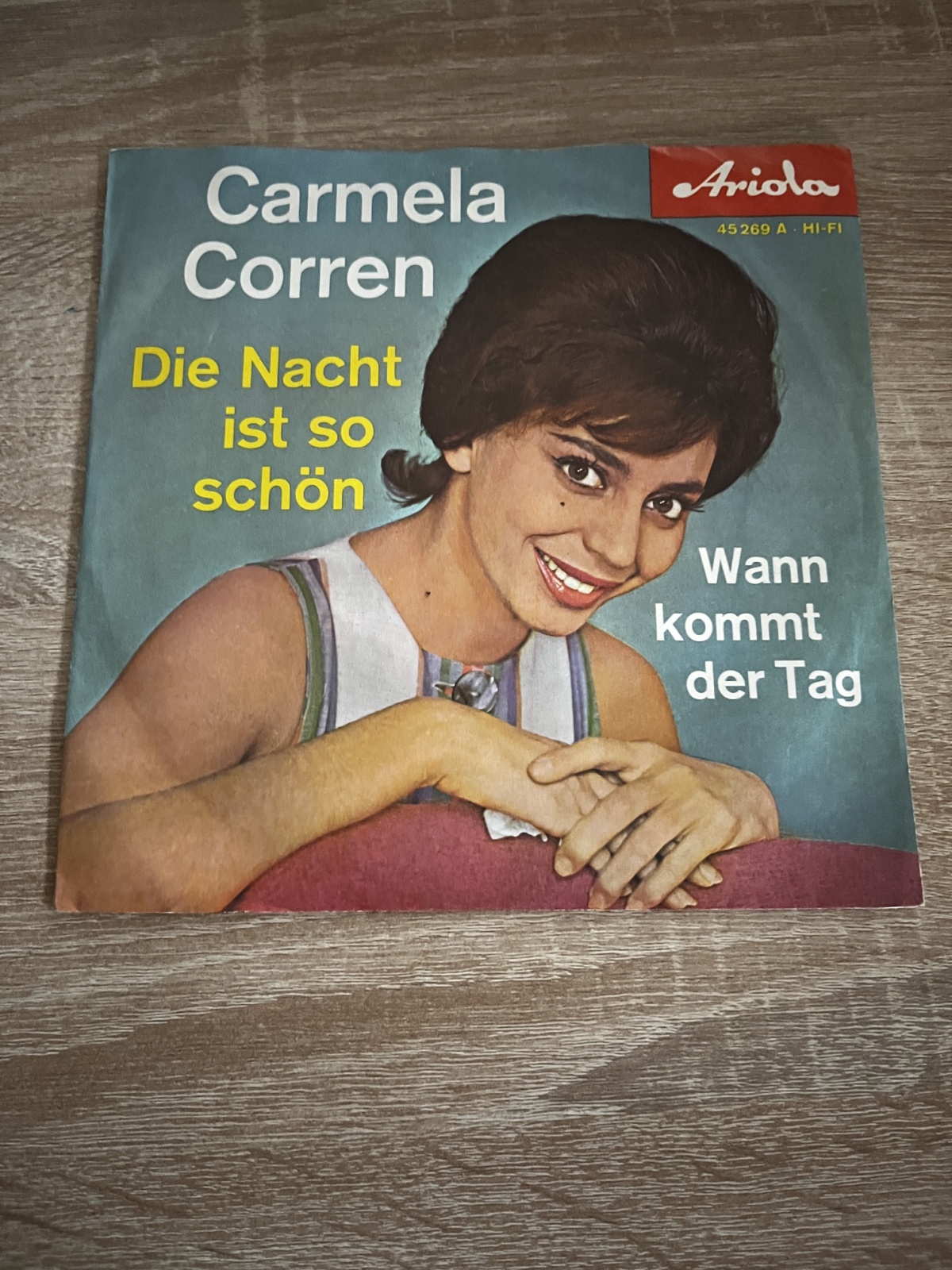 SINGLE / Carmela Corren – Die Nacht Ist So Schön