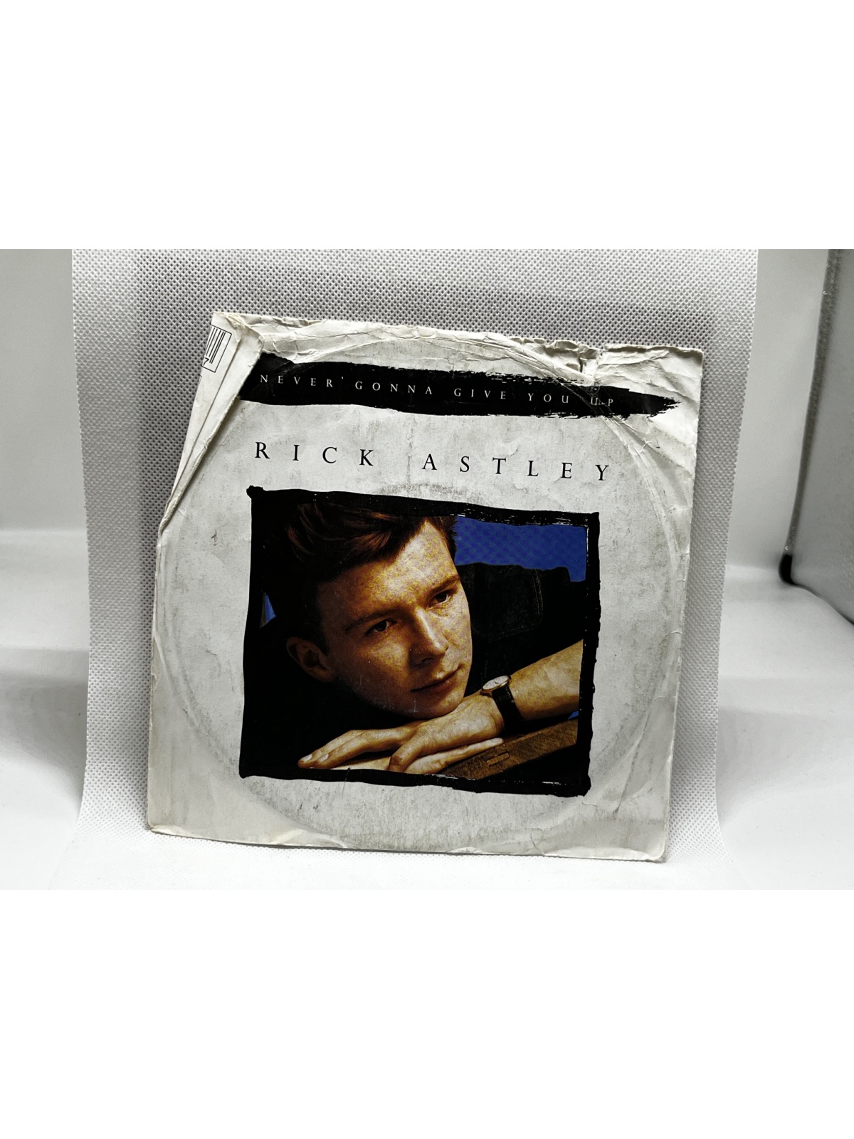 SINGLE / Rick Astley – Never Gonna Give You Up