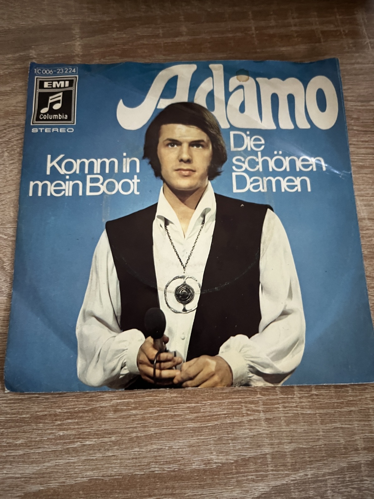 SINGLE / Adamo – Komm In Mein Boot / Die Schönen Damen