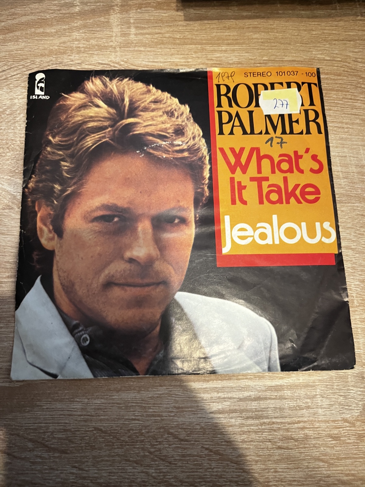 SINGLE / Robert Palmer – What's It Take / Jealous