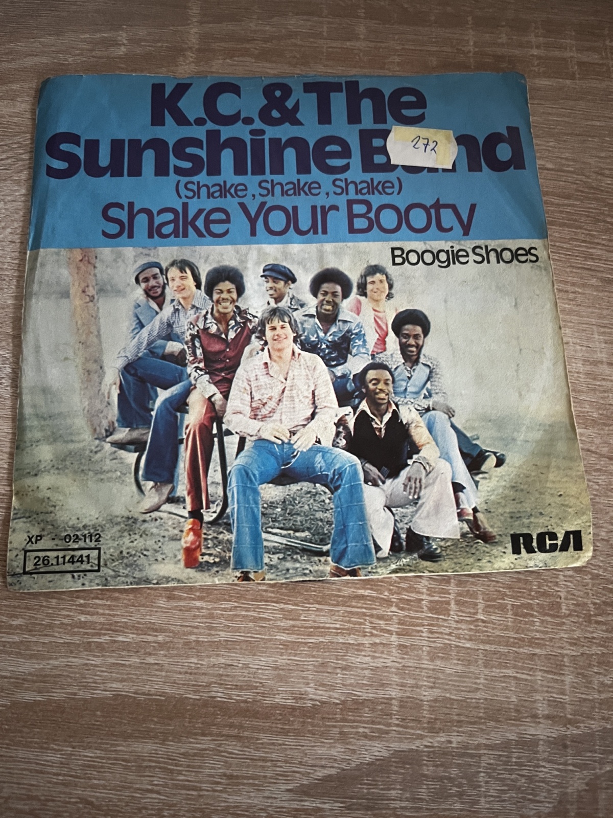 SINGLE / K.C. & The Sunshine Band – (Shake, Shake, Shake) Shake Your Booty