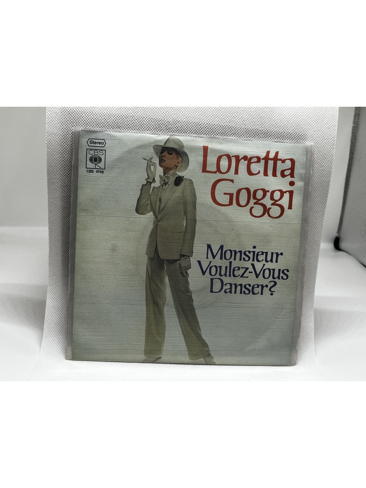 SINGLE / Loretta Goggi – Monsieur Voulez-Vous Danser?