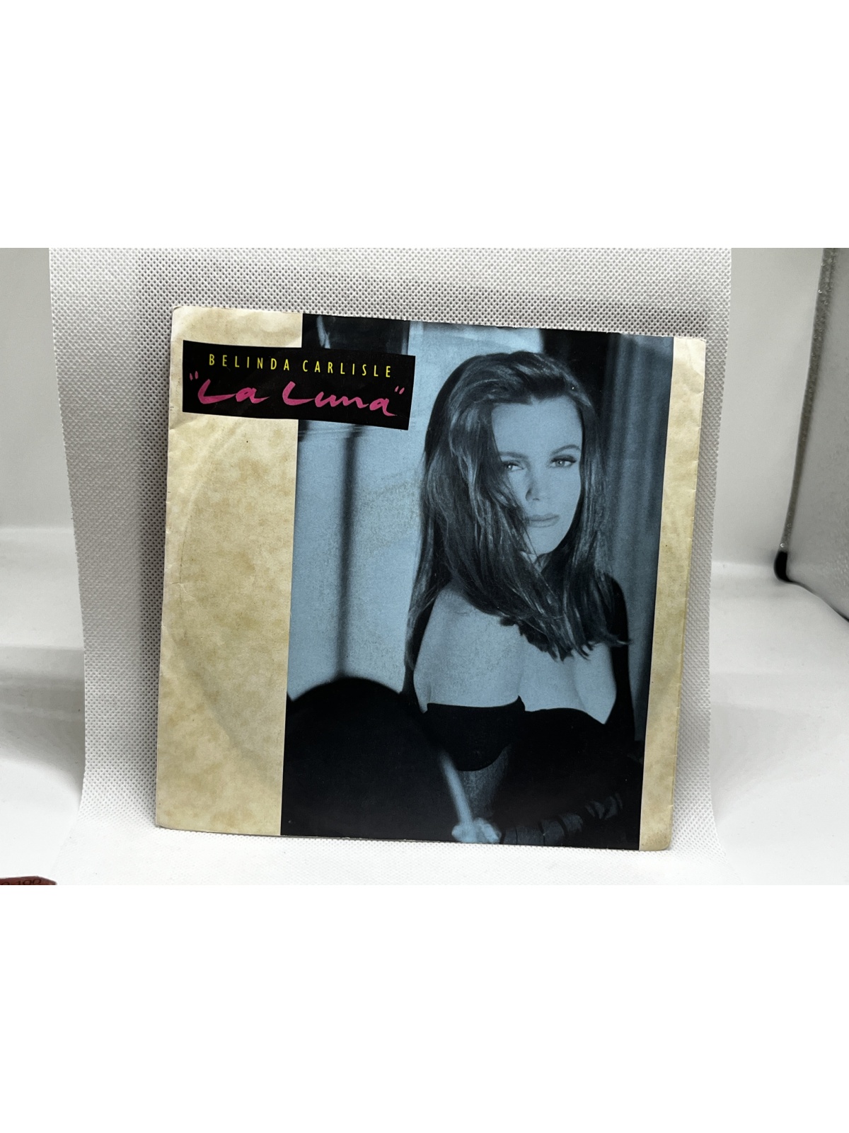 SINGLE / Belinda Carlisle – La Luna