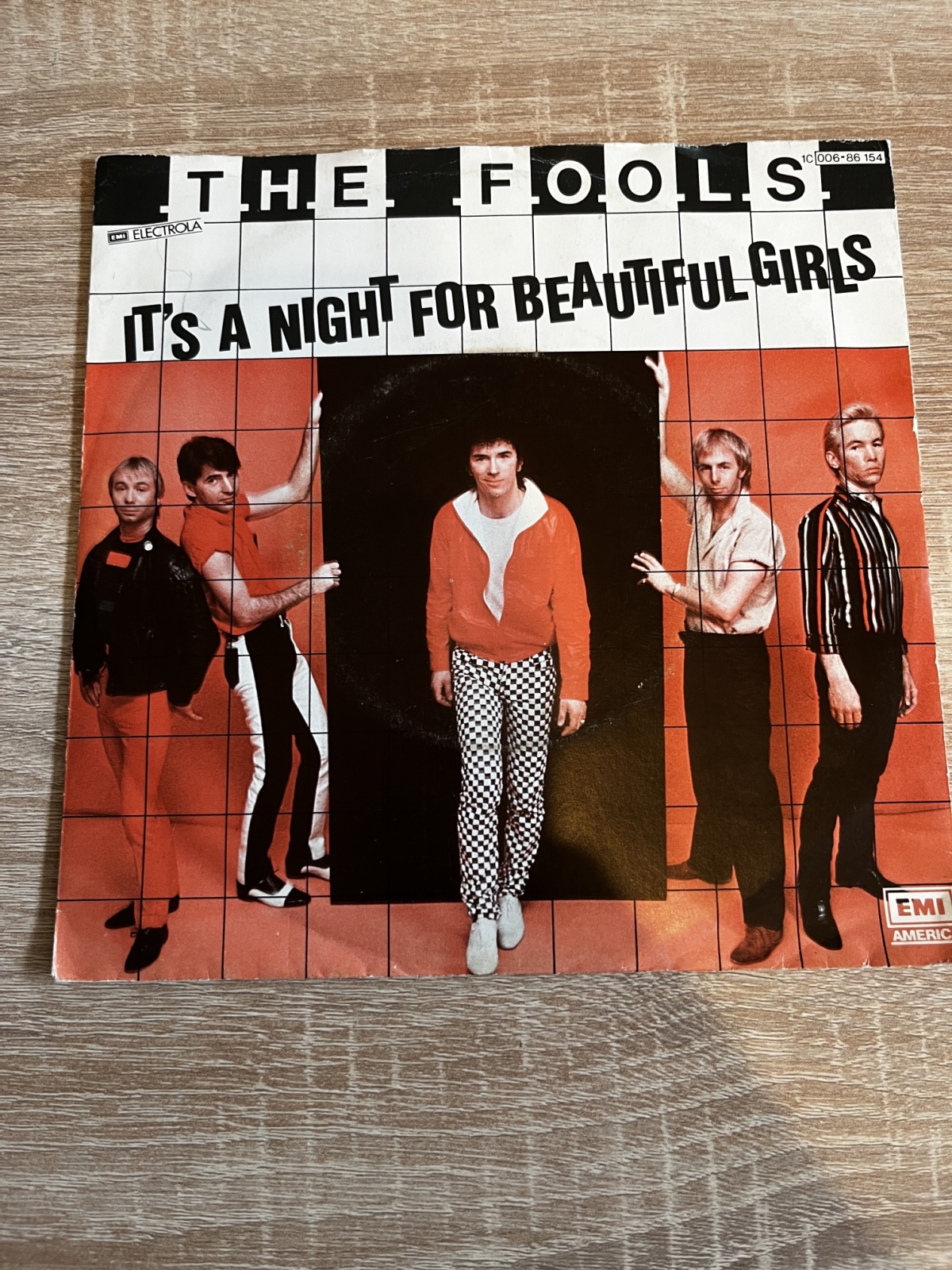 SINGLE / The Fools – It's A Night For Beautiful Girls