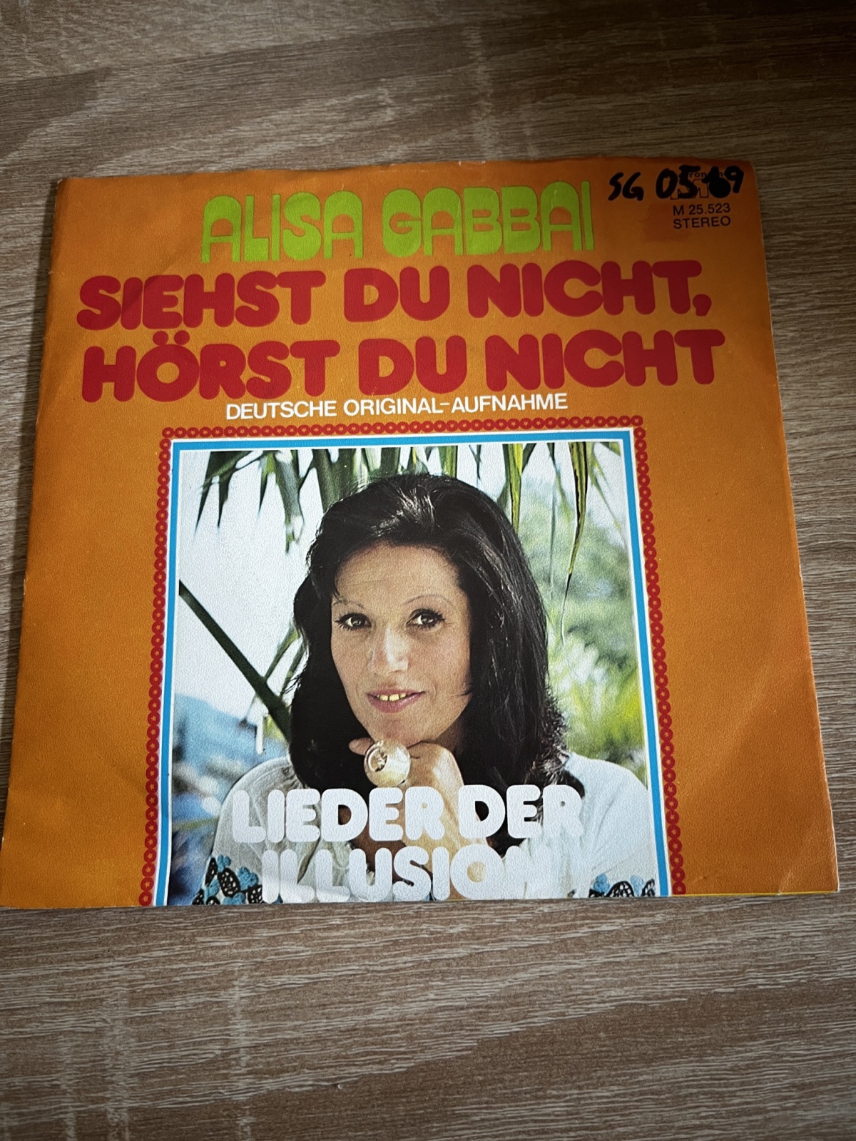 SINGLE / Alisa Gabbai – Siehst Du Nicht, Hörst Du Nicht