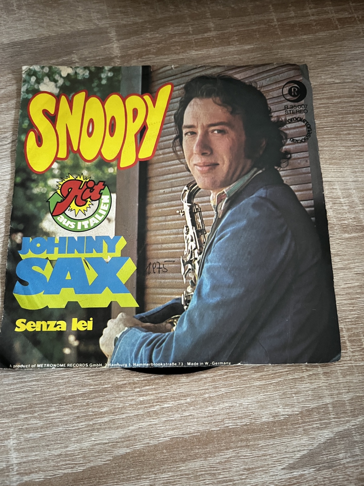 SINGLE / Johnny Sax – Snoopy