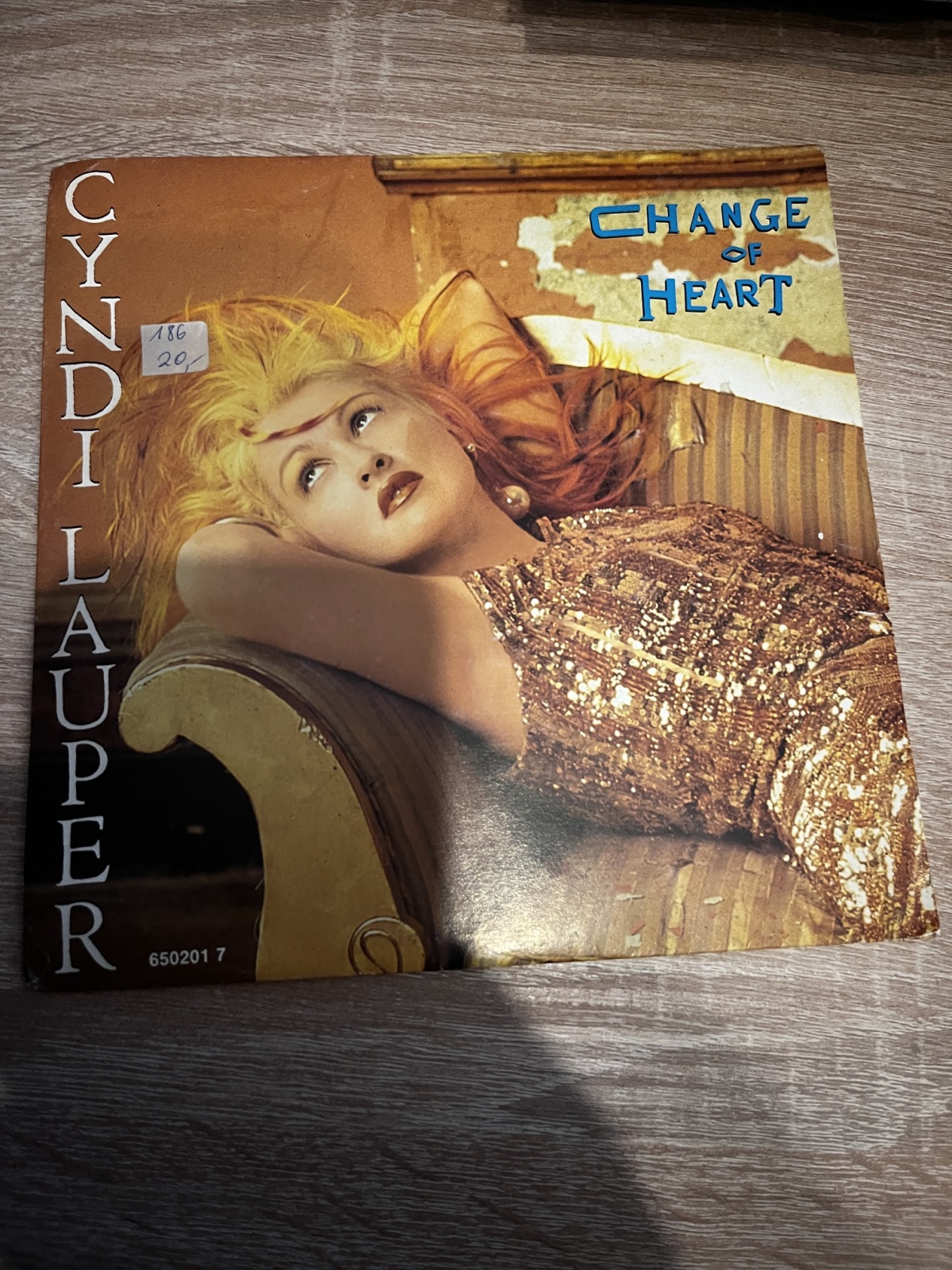 SINGLE / Cyndi Lauper – Change Of Heart