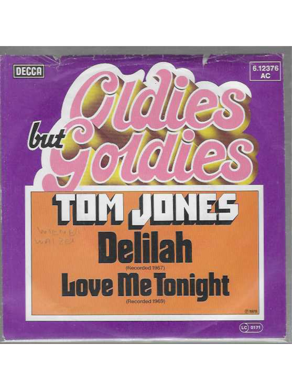 SINGLE / Tom Jones – Delilah / Love Me Tonight