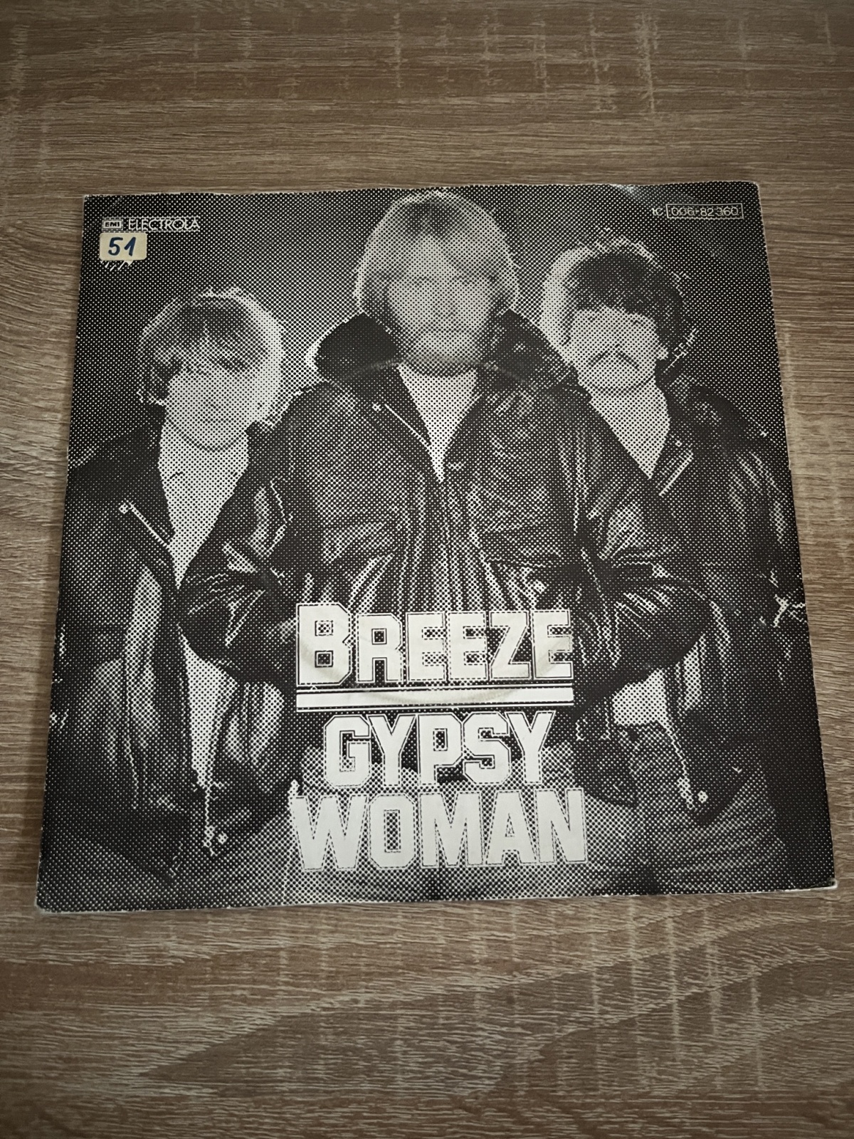 SINGLE / Breeze – Gypsy Woman / Never Let You Down