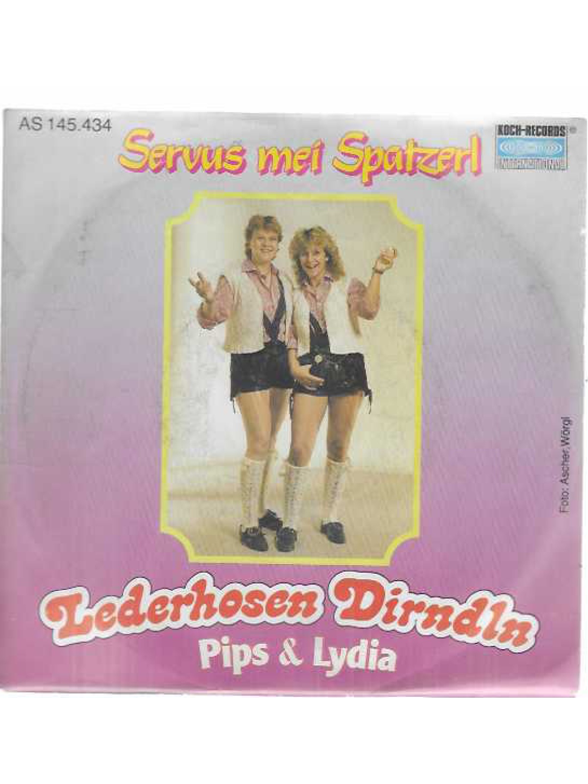 SINGLE / Lederhosen Dirndln Pips & Lydia – Servus Mei Spatzerl