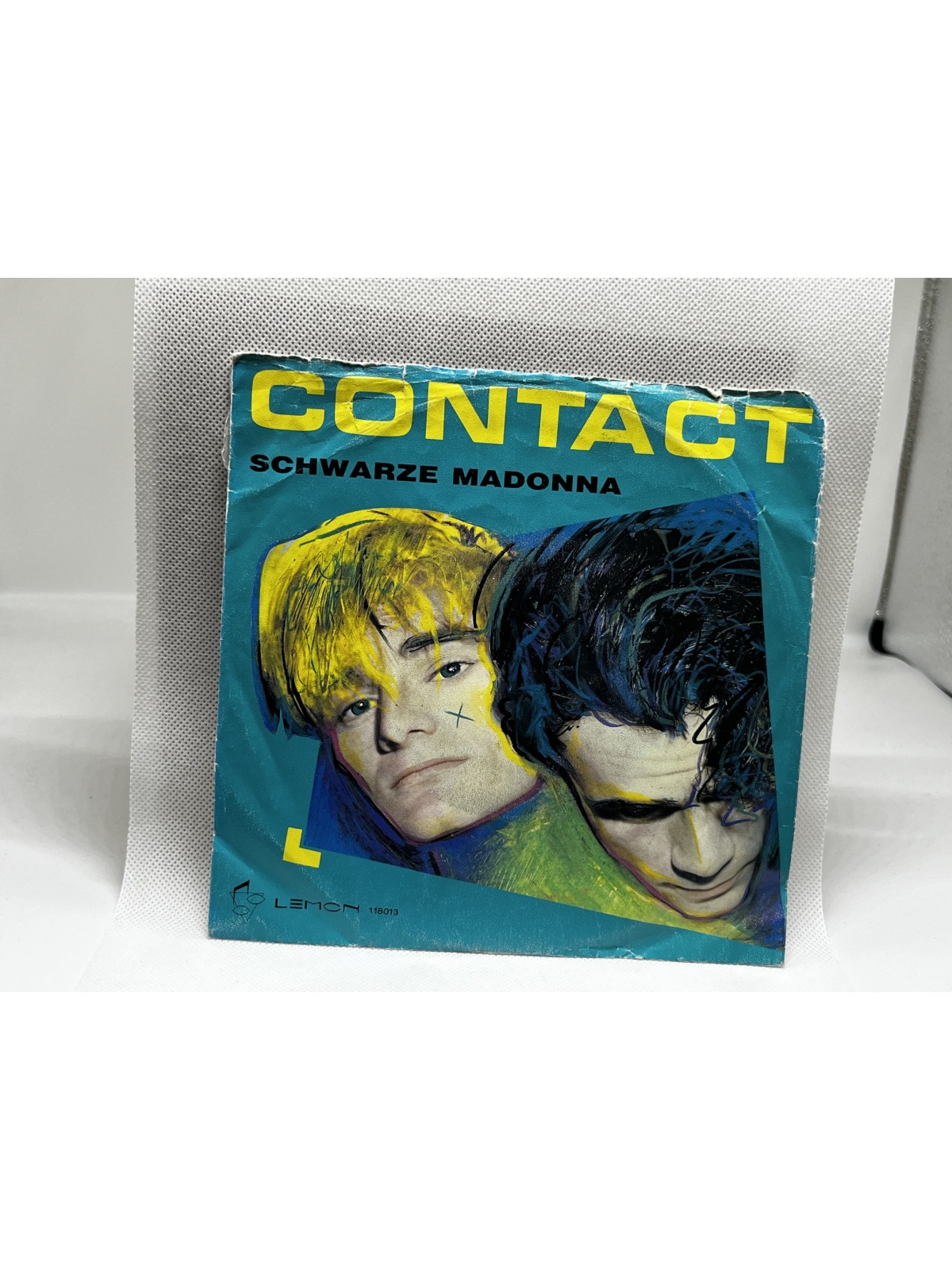 SINGLE / Contact – Schwarze Madonna