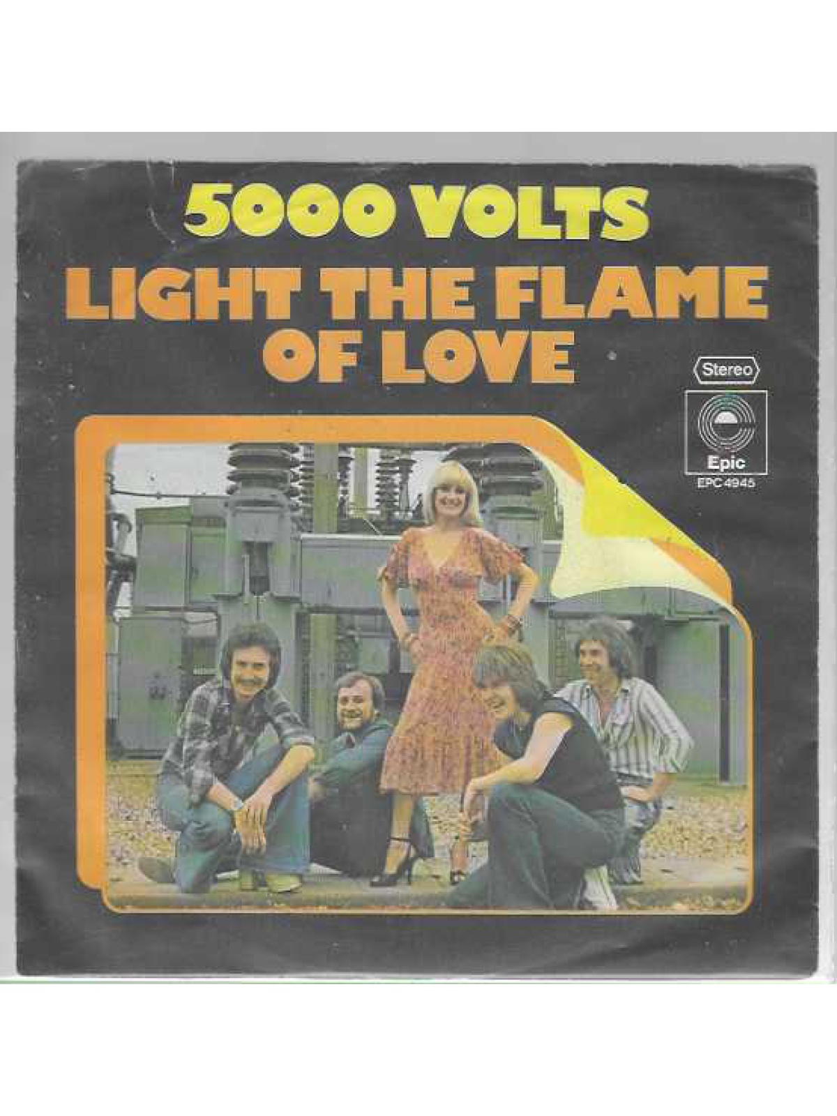 SINGLE / 5000 Volts – Light The Flame Of Love