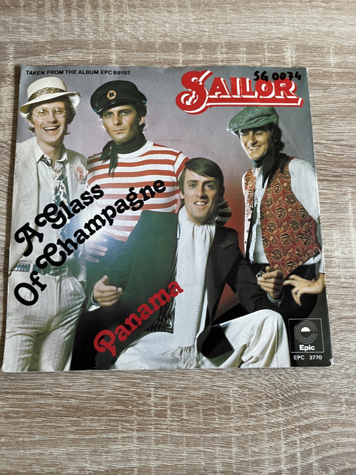 Sailor – A Glass Of Champagne