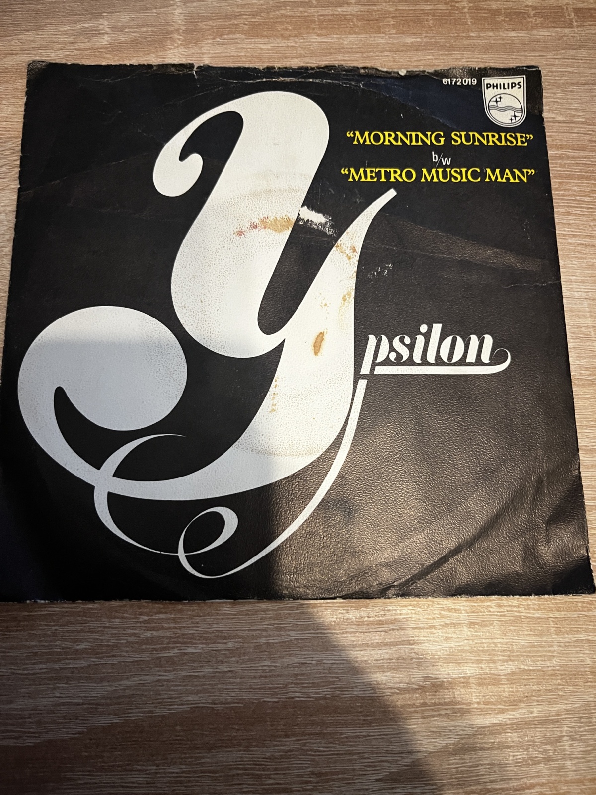 SINGLE / Ypsilon – Morning Sunrise b/w Metro Music Man