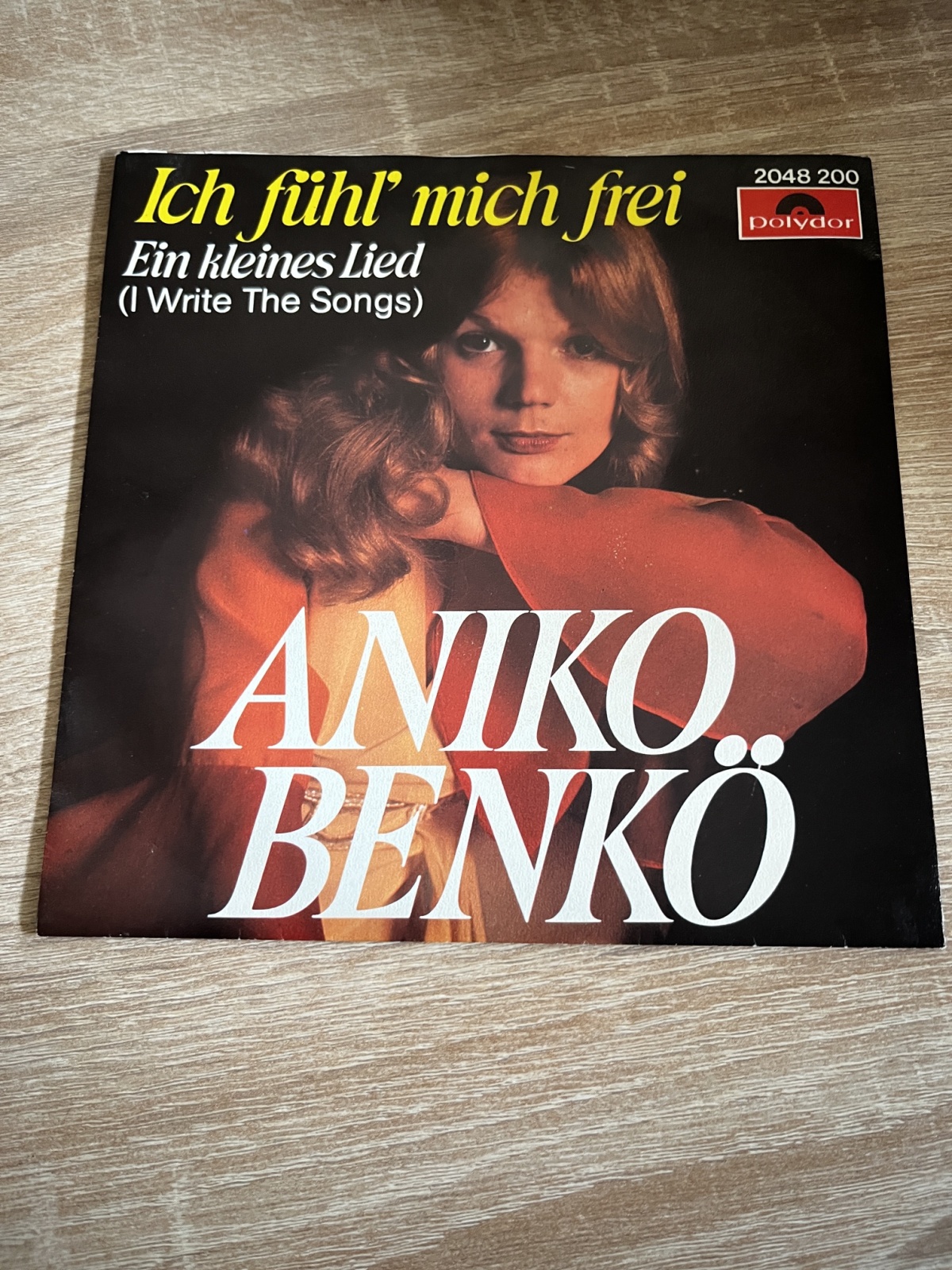 SINGLE / Aniko Benkö – Ein Kleines Lied