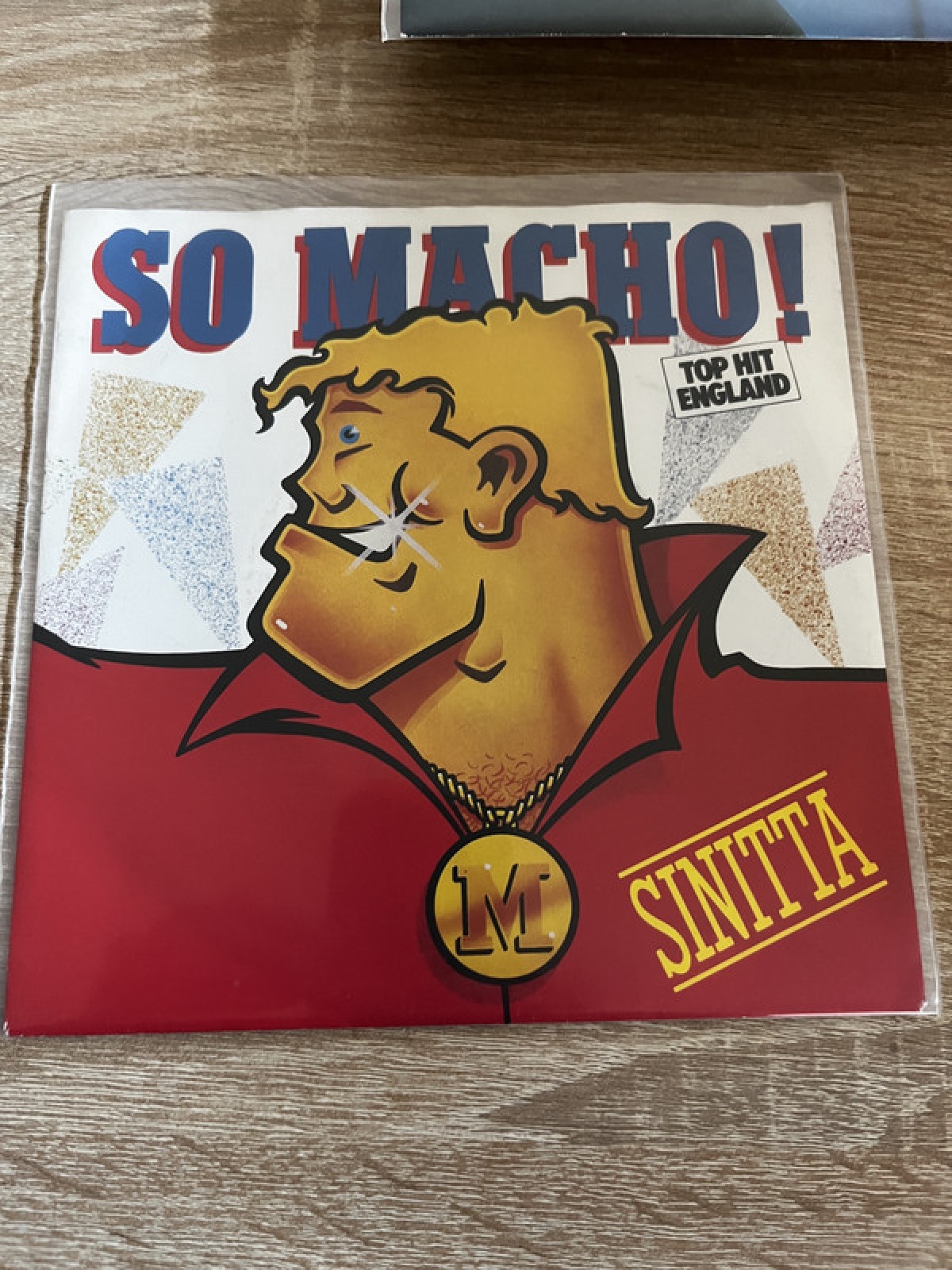 SINGLE / Sinitta – So Macho!