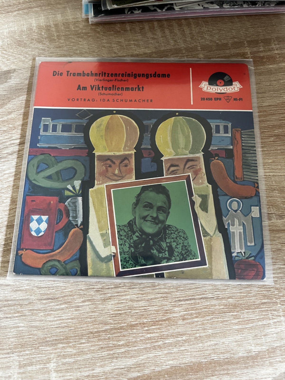 SINGLE / Ida Schumacher – Die Trambahnritzenreinigungsdame / Am Viktualienmmarkt