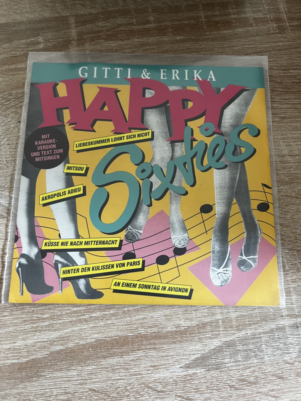 SINGLE / Gitti & Erika – Happy Sixties